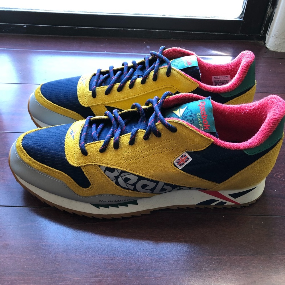 Reebok Classic Concept Sample 003 (size 10.5)